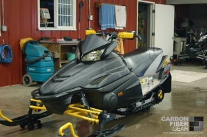 2006 Yamaha Nytro ER snowmobile with 3M carbon fiber DI-NOC vinyl