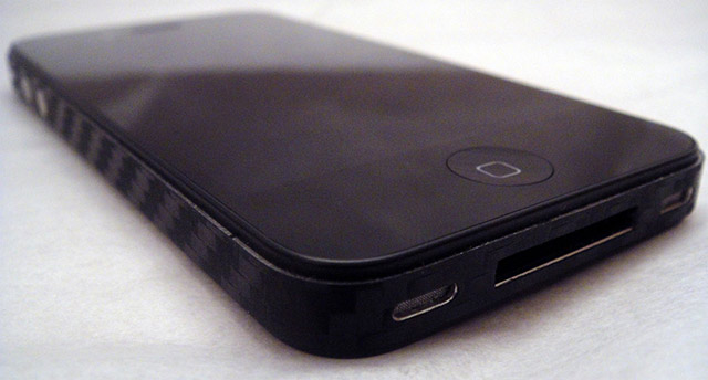 iphone 4 bumper. Apple iPhone 4 carbon fiber 3M