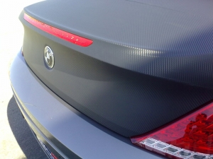 BMW M6 with 3M carbon fiber DI-NOC vinyl installed on rear hatch