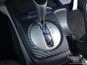 Shifter interior with 3M DI-NOC carbon fiber vinyl