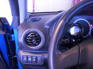 Subari STI interior with 3M carbon fiber vinyl